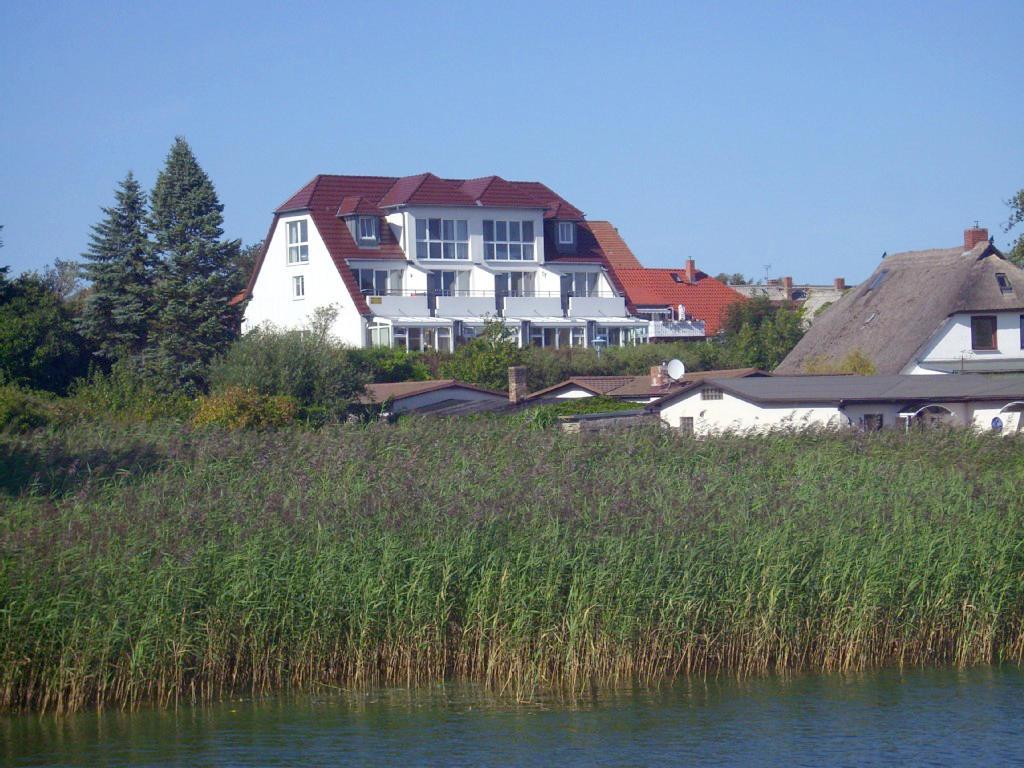 Ferienhaus Suedblick Am Yachthafen Breege Exteriör bild