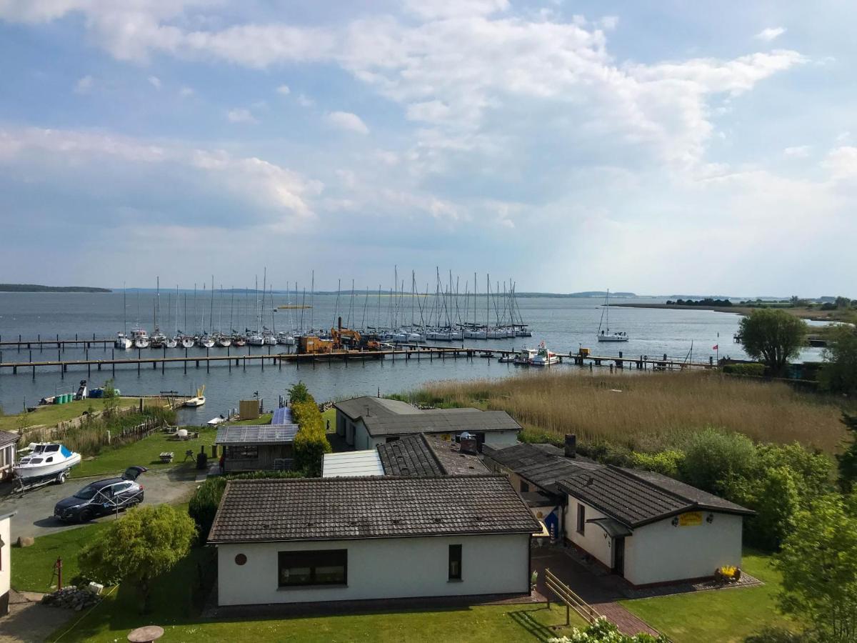 Ferienhaus Suedblick Am Yachthafen Breege Exteriör bild